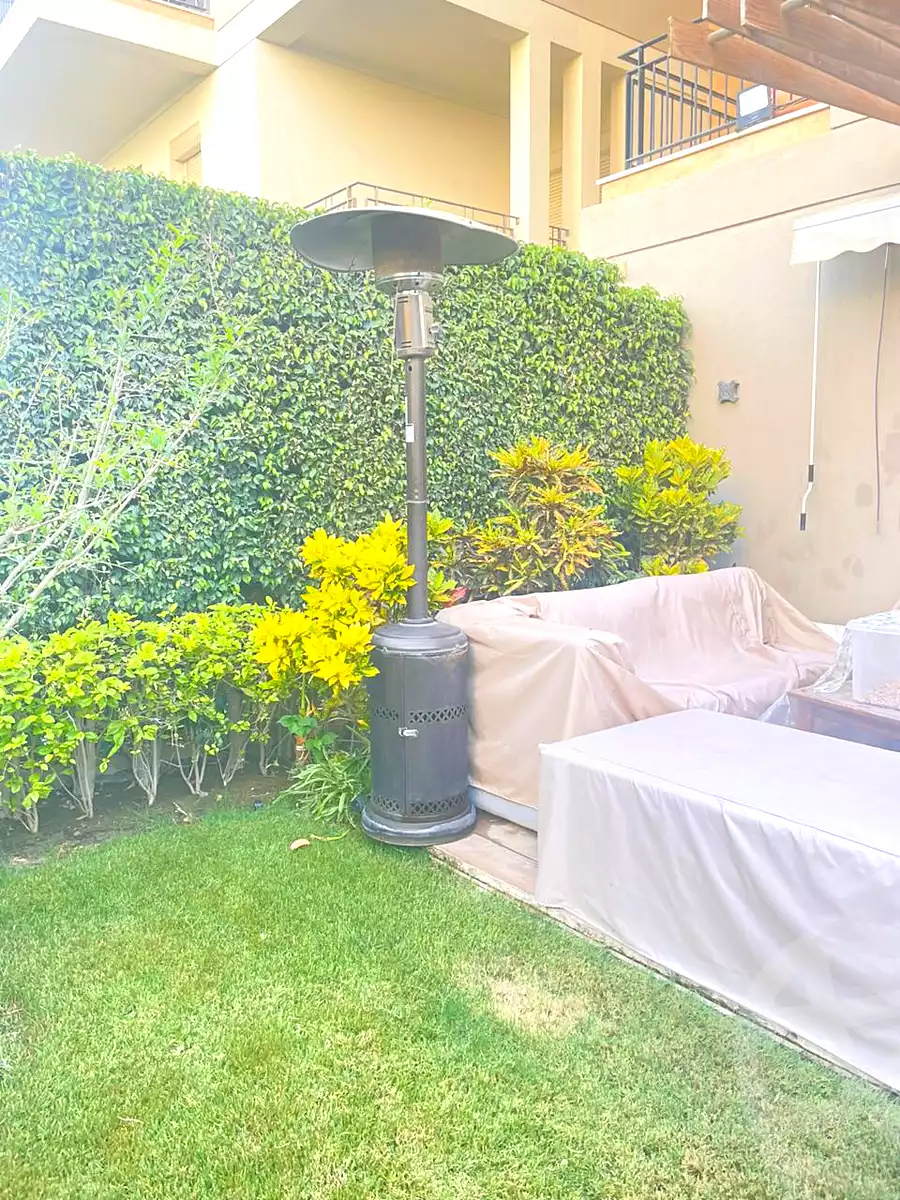https://aqarmap.com.eg/ar/listing/7202160-for-sale-cairo-new-cairo-compounds-eastown-eastown-parks