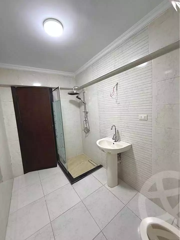 https://aqarmap.com.eg/en/listing/7202264-for-sale-alexandria-el-asafra-l-sfr-bhry-el-geish-rd