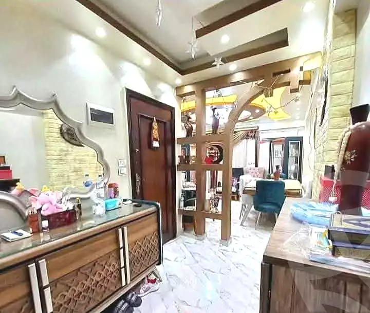 https://aqarmap.com.eg/ar/listing/7202288-for-sale-alexandria-sydy-bshr-sydy-bshr-bhry-shr-mhmwd-l-yswy