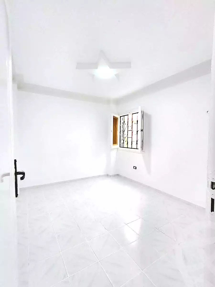 https://aqarmap.com.eg/ar/listing/7202321-for-sale-alexandria-al-agamy-shataa-el-nakheel