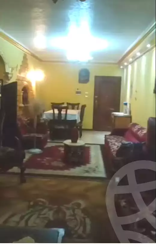 https://aqarmap.com.eg/en/listing/7202455-for-sale-cairo-faisal-kafr-tohormos-queen-nazli-st