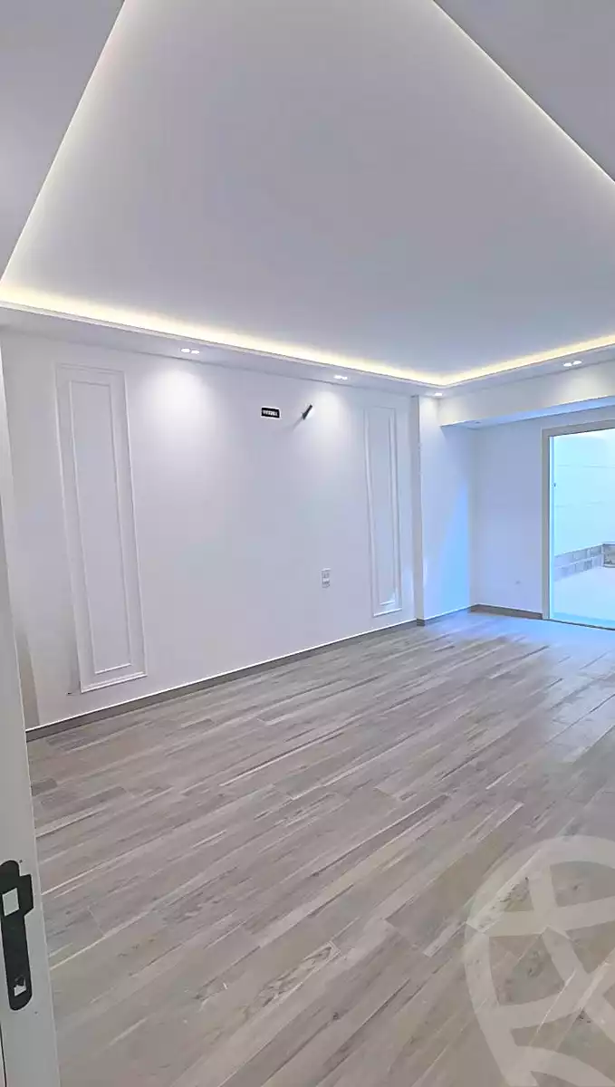 https://aqarmap.com.eg/ar/listing/7202485-for-sale-cairo-el-sheikh-zayed-city-el-hay-eltaseaa-lhy-lts