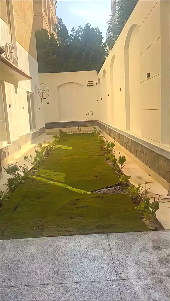 https://aqarmap.com.eg/ar/listing/7202485-for-sale-cairo-el-sheikh-zayed-city-el-hay-eltaseaa-lhy-lts