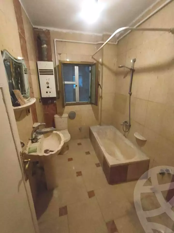 https://aqarmap.com.eg/en/listing/7202545-for-sale-alexandria-sydy-bshr-sydy-bshr-bhry-gamal-abd-el-nasir-st