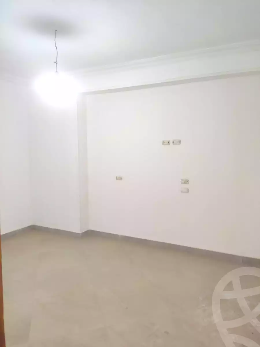 https://aqarmap.com.eg/ar/listing/7202722-for-sale-cairo-helwan-hadayek-helwan-el-eshrein-st