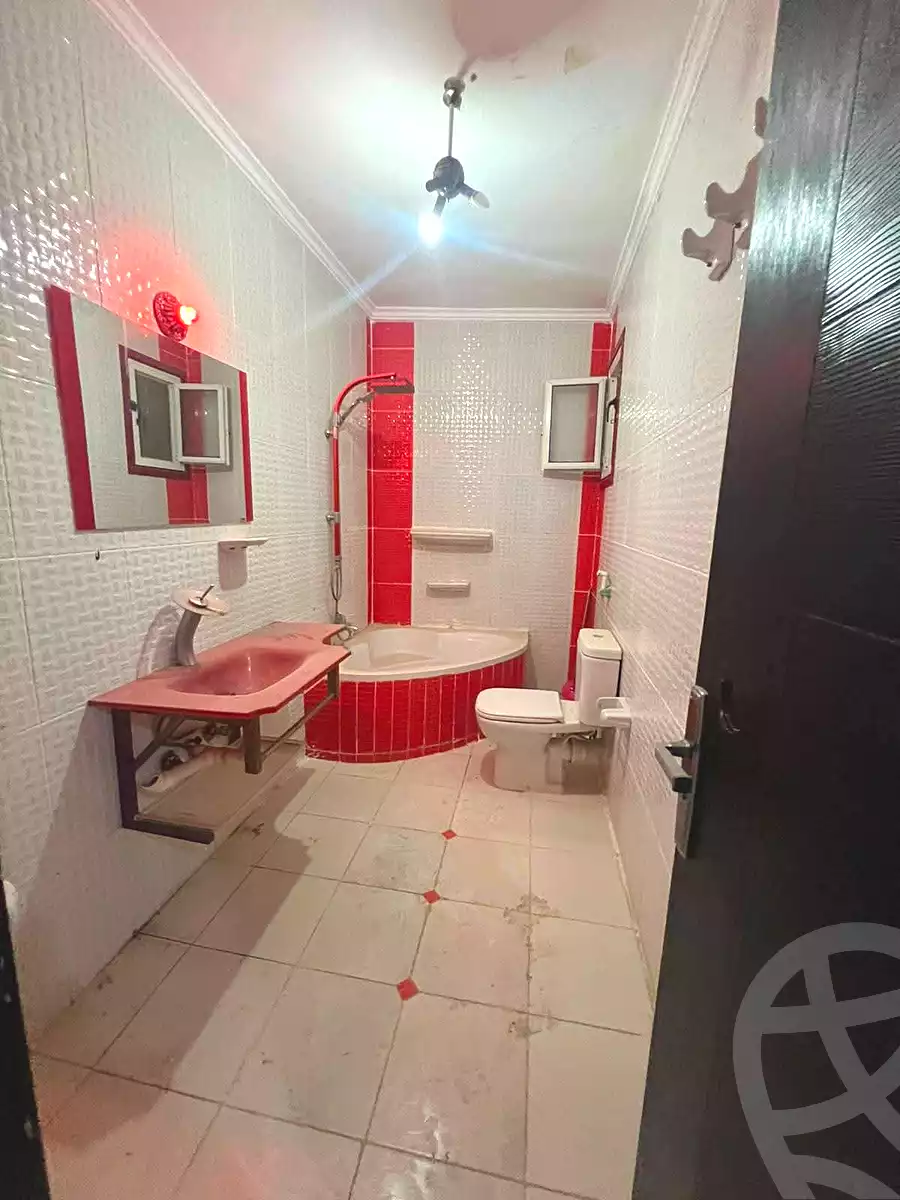 https://aqarmap.com.eg/ar/listing/7202938-for-sale-alexandria-sydy-bshr-sydy-bshr-qbly-tahseen-el-seha-school-st