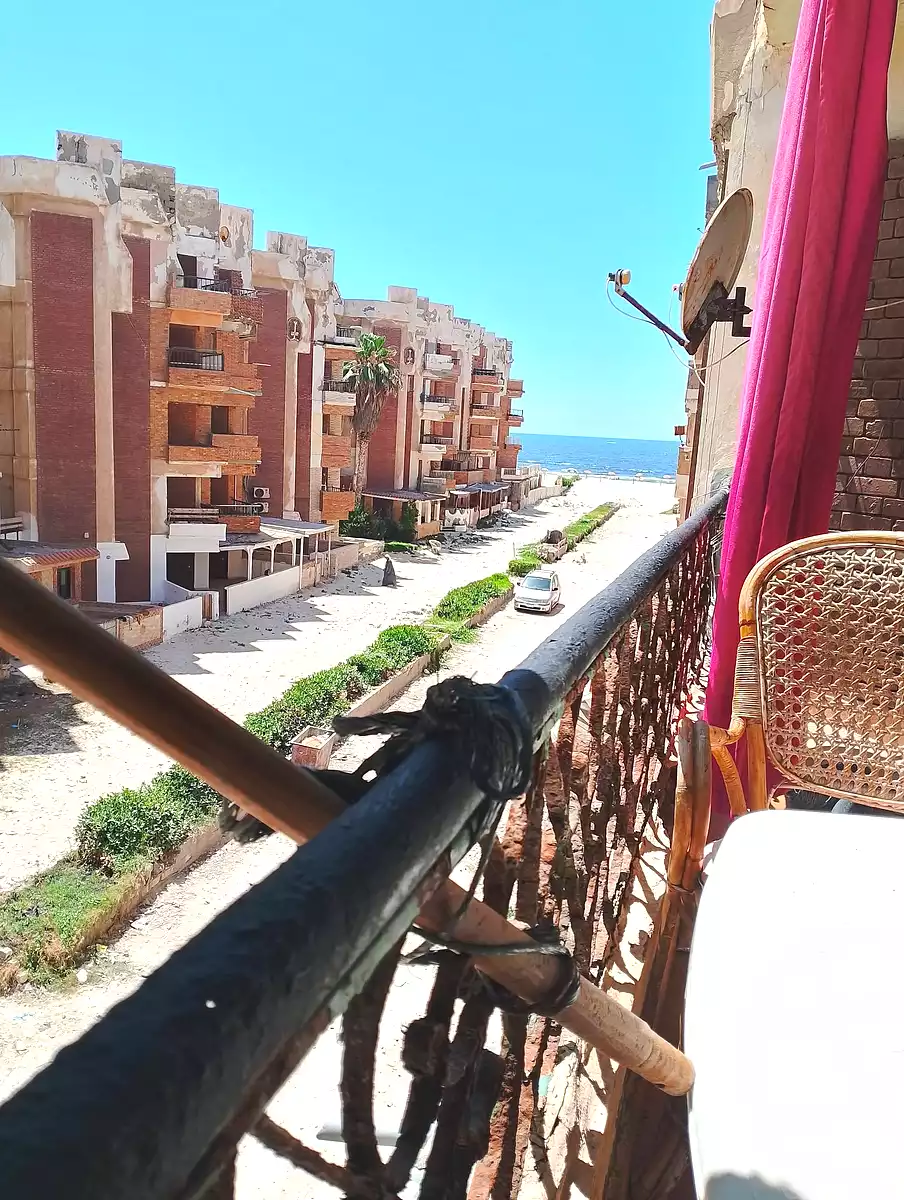 https://aqarmap.com.eg/ar/listing/7203350-for-sale-alexandria-al-agamy-lbytsh-bianchiii