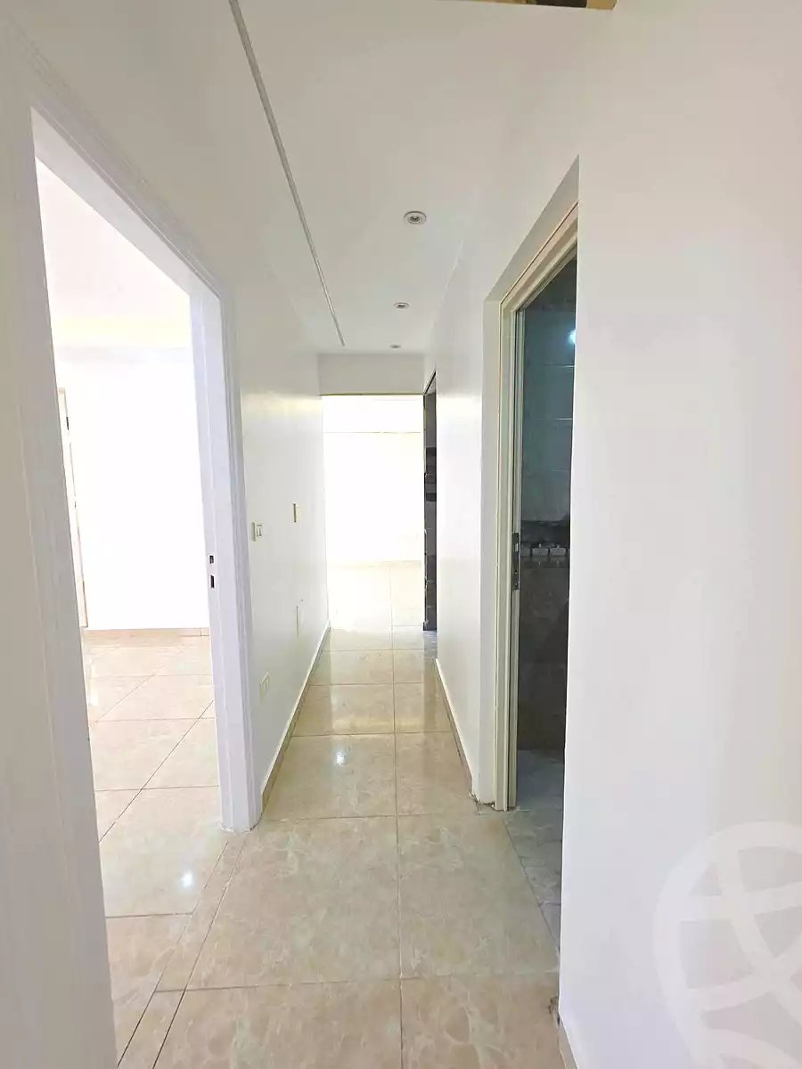 https://aqarmap.com.eg/ar/listing/7203414-for-sale-alexandria-el-asafra-l-sfr-bhry