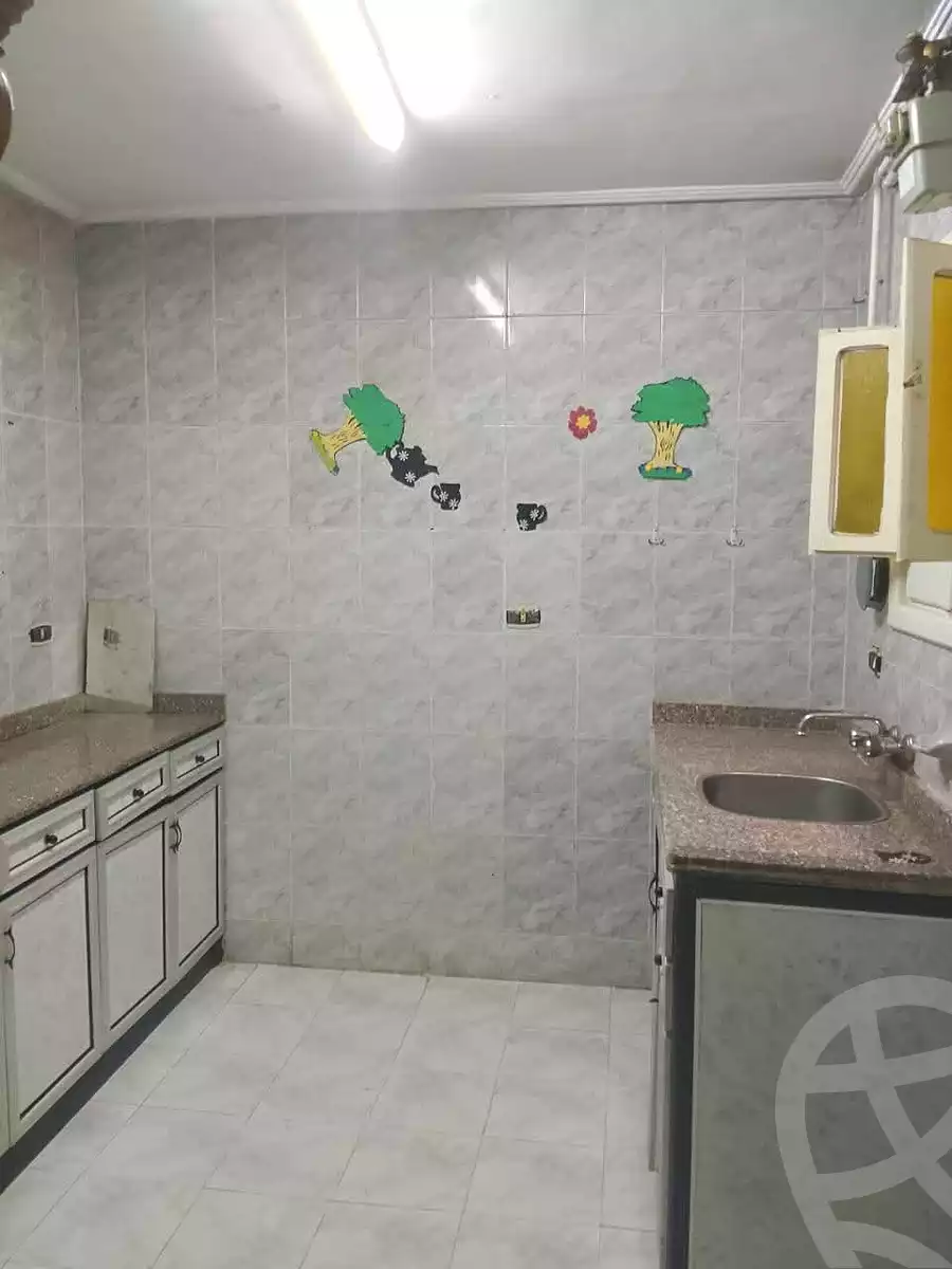 https://aqarmap.com.eg/ar/listing/7203426-for-rent-alexandria-al-agamy-bw-ywsf