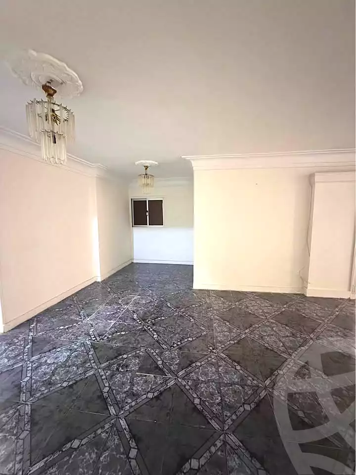 https://aqarmap.com.eg/ar/listing/7203841-for-sale-alexandria-sydy-bshr-sydy-bshr-bhry-gamal-abd-el-nasir-st