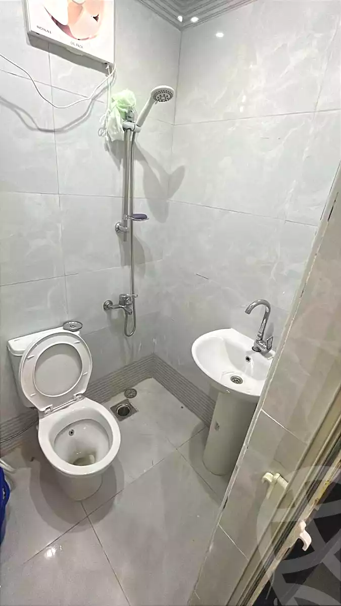 https://aqarmap.com.eg/en/listing/7204131-for-rent-cairo-6th-of-october-el-ahyaa-neighborhood-11th