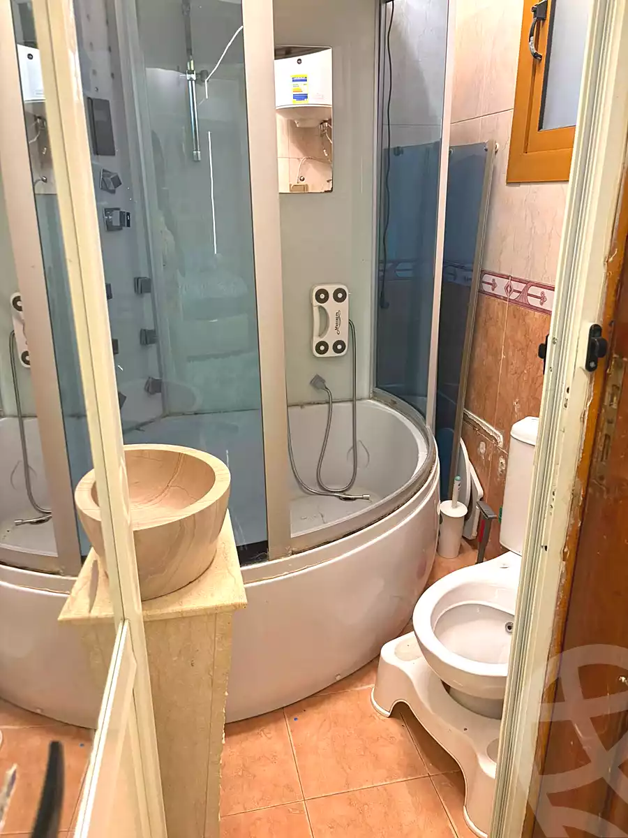 https://aqarmap.com.eg/ar/listing/7204205-for-sale-cairo-6th-of-october-el-ahyaa-neighborhood-8th-lmjwr-lthny