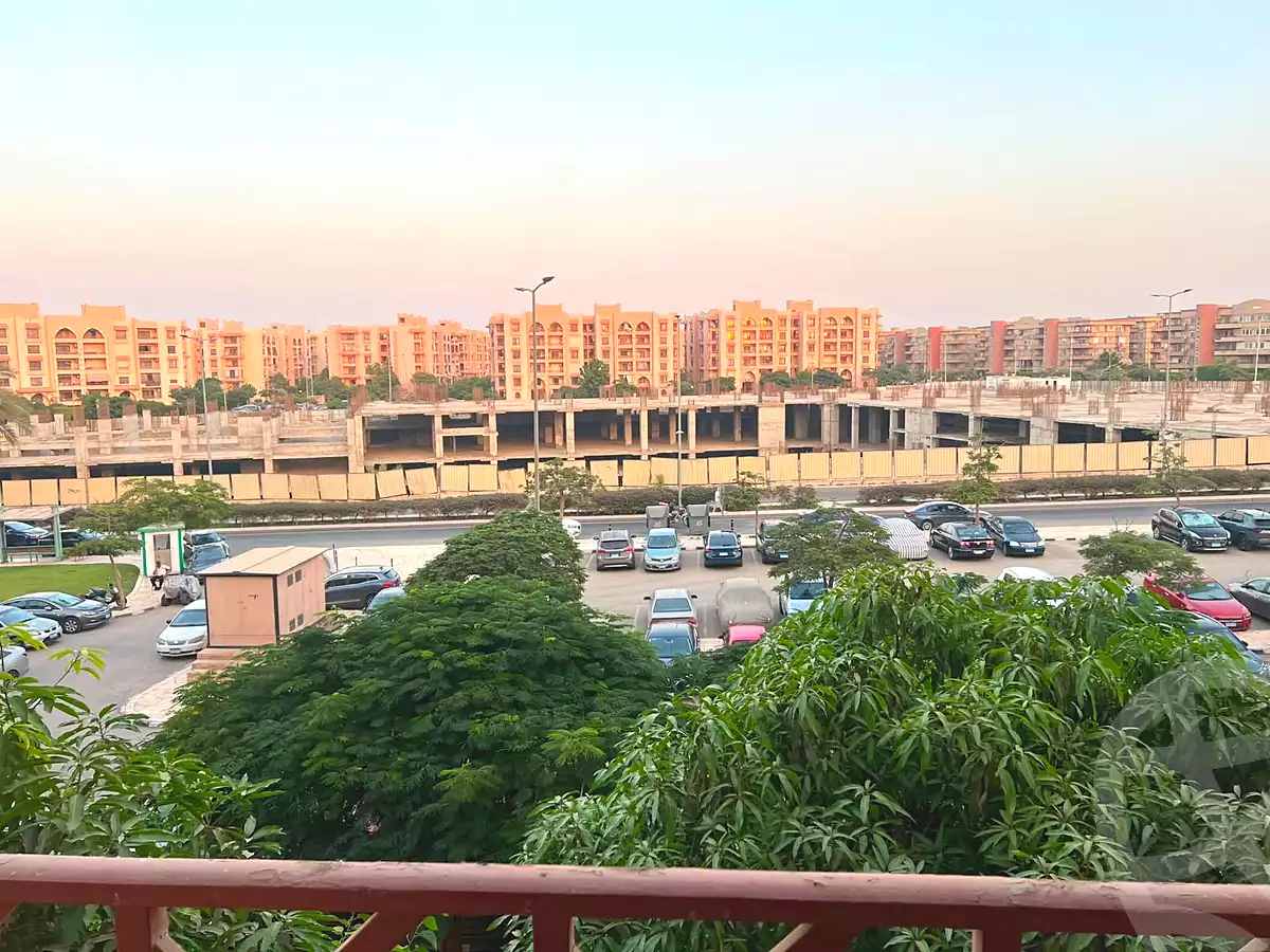 https://aqarmap.com.eg/en/listing/7204289-for-sale-cairo-new-cairo-lrhb-city-phase-5-talaat-mostafa-st