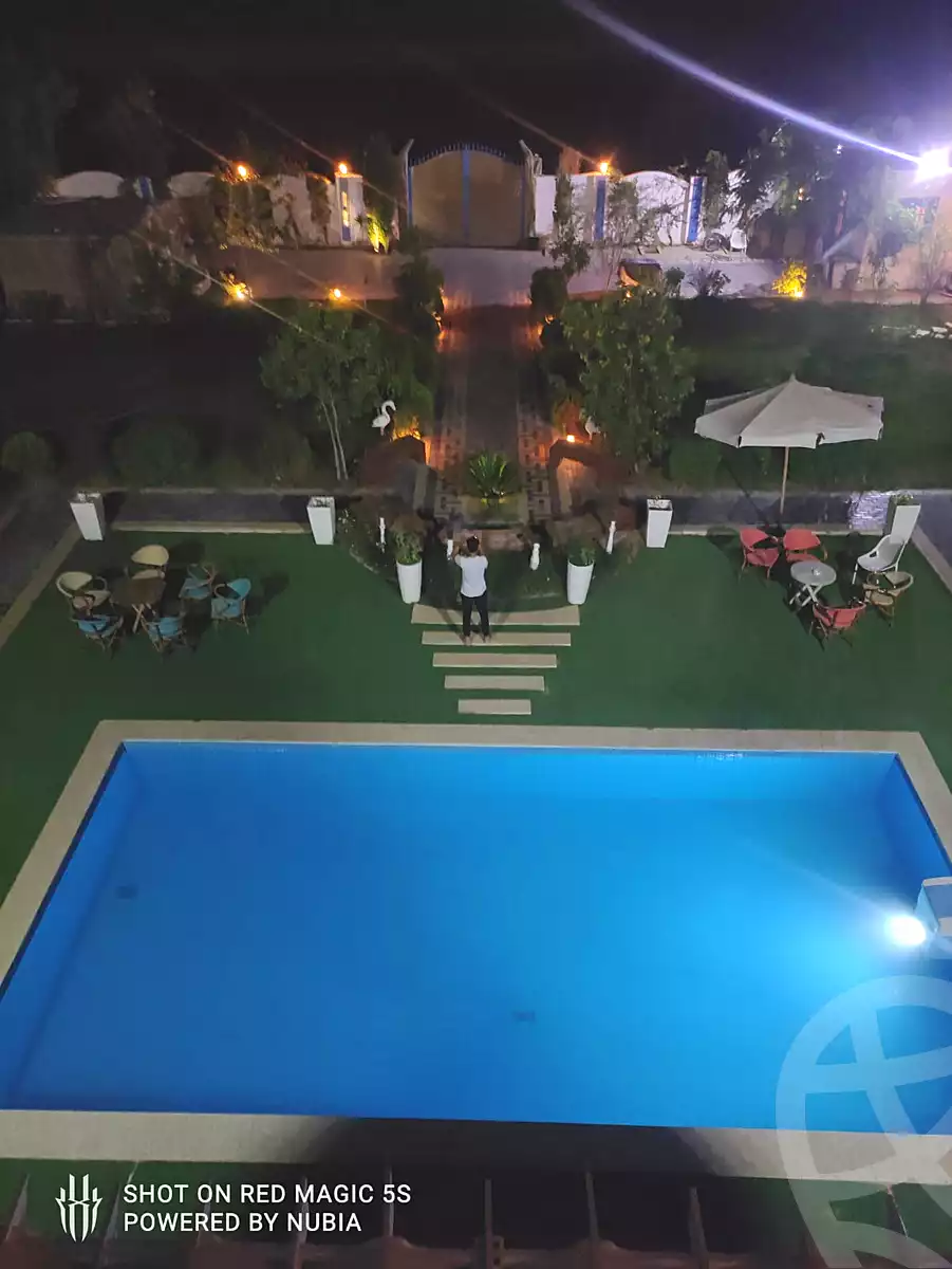 فيلا بـ١٠ غرف نوم في الريف الاوربي، صورة ٦ من ٢٦