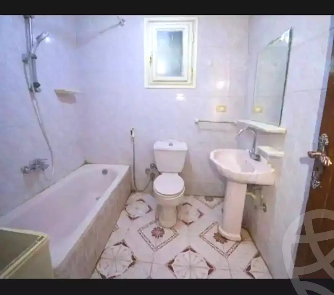 https://aqarmap.com.eg/en/listing/7204690-for-sale-alexandria-el-asafra-shr-45
