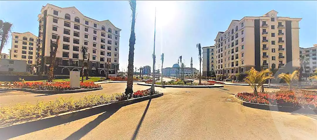 https://aqarmap.com.eg/en/listing/7204712-for-sale-cairo-new-administrative-capital-r7-celia-mntq-l-mrt-1