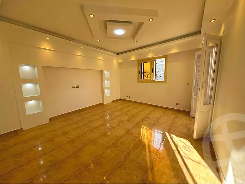 https://aqarmap.com.eg/en/listing/7204762-for-sale-alexandria-sydy-bshr-sydy-bshr-bhry-shr-mhmwd-l-yswy
