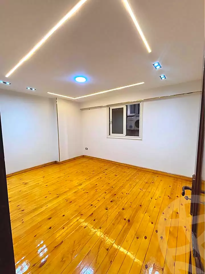 https://aqarmap.com.eg/ar/listing/7204786-for-sale-alexandria-sydy-bshr-sydy-bshr-bhry