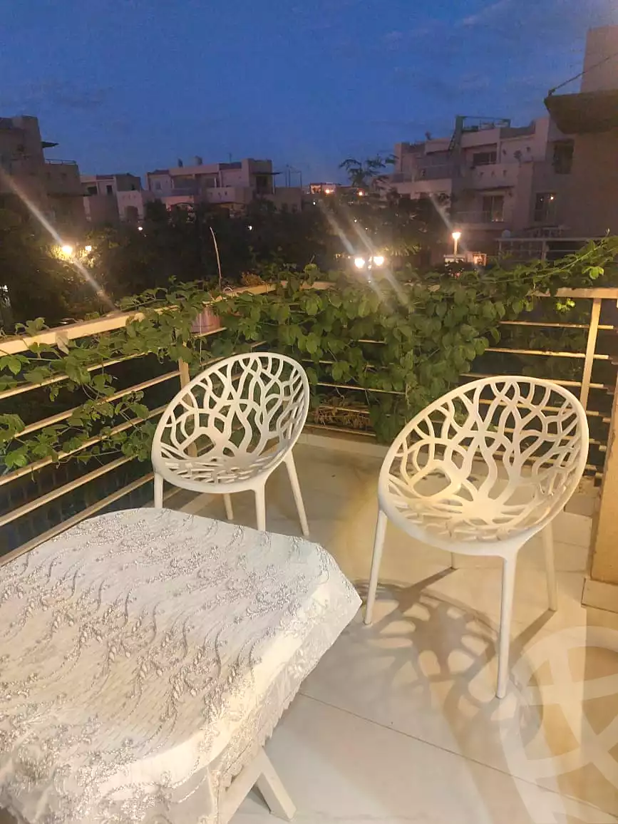 فيلا بـ٦ غرف نوم في ايفر، صورة ١١ من ١٣