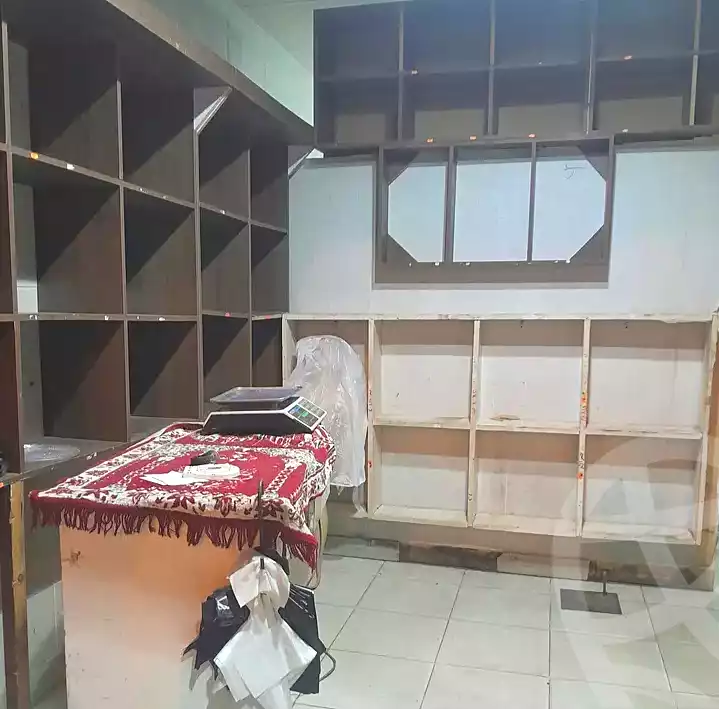 https://aqarmap.com.eg/ar/listing/7204957-for-rent-alexandria-el-asafra-salman-el-farsi-st