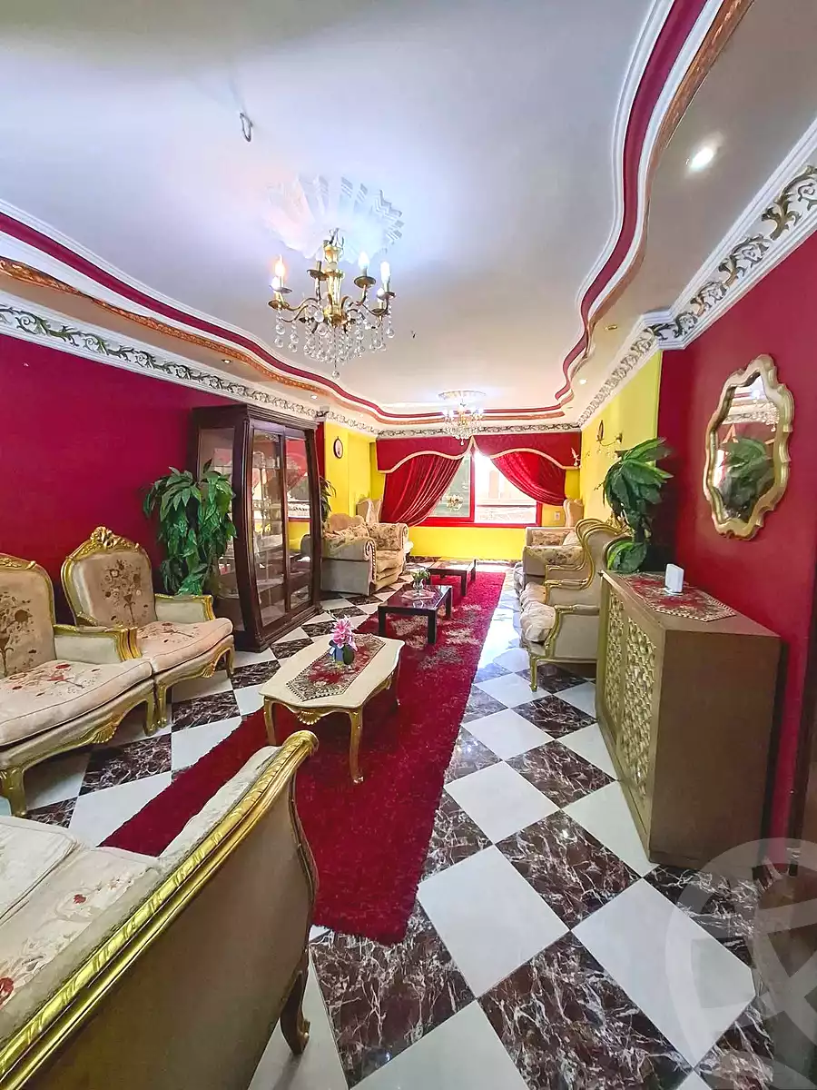https://aqarmap.com.eg/ar/listing/7204953-for-sale-cairo-faisal-kafr-tohormos-queen-nazli-st