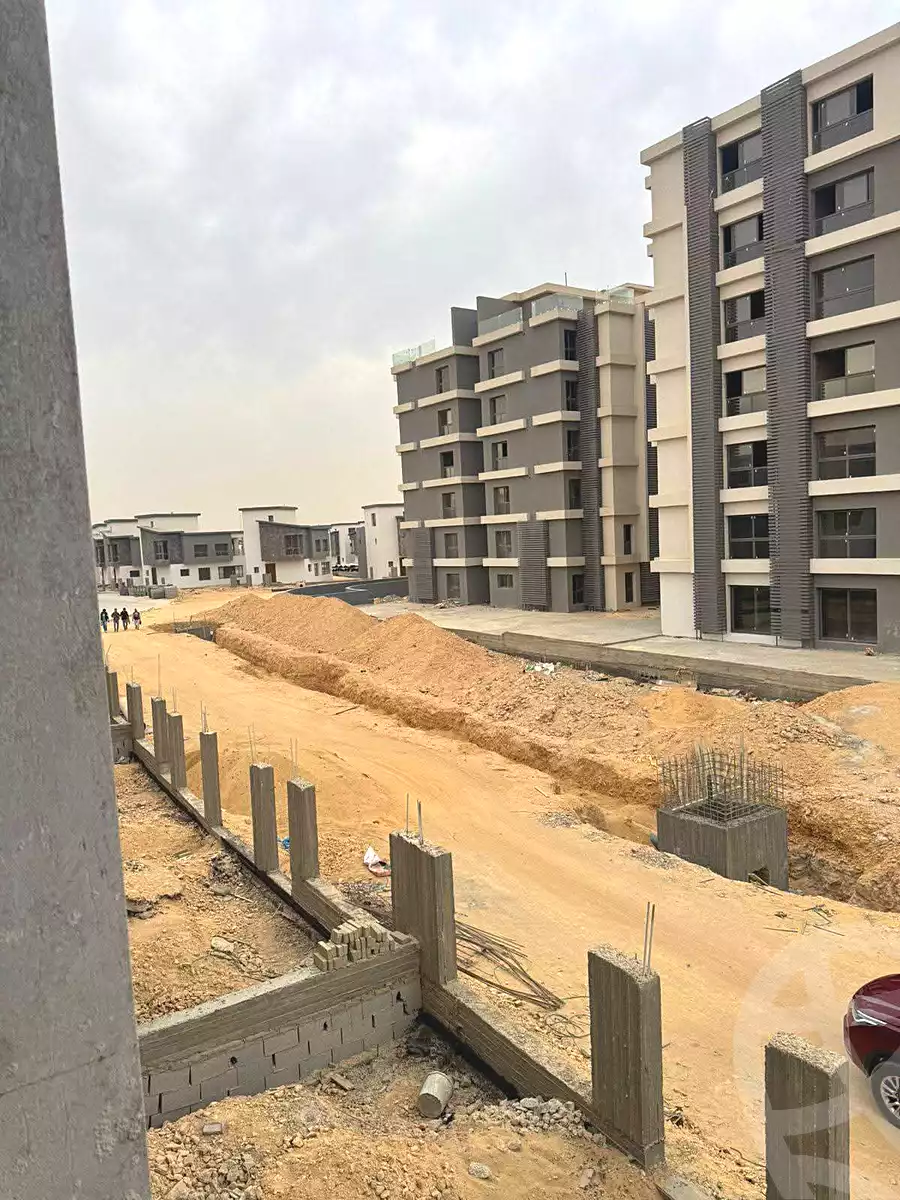 https://aqarmap.com.eg/ar/listing/7205061-for-sale-cairo-new-cairo-compounds-kmbwnd-kryk-twn-il-cazar