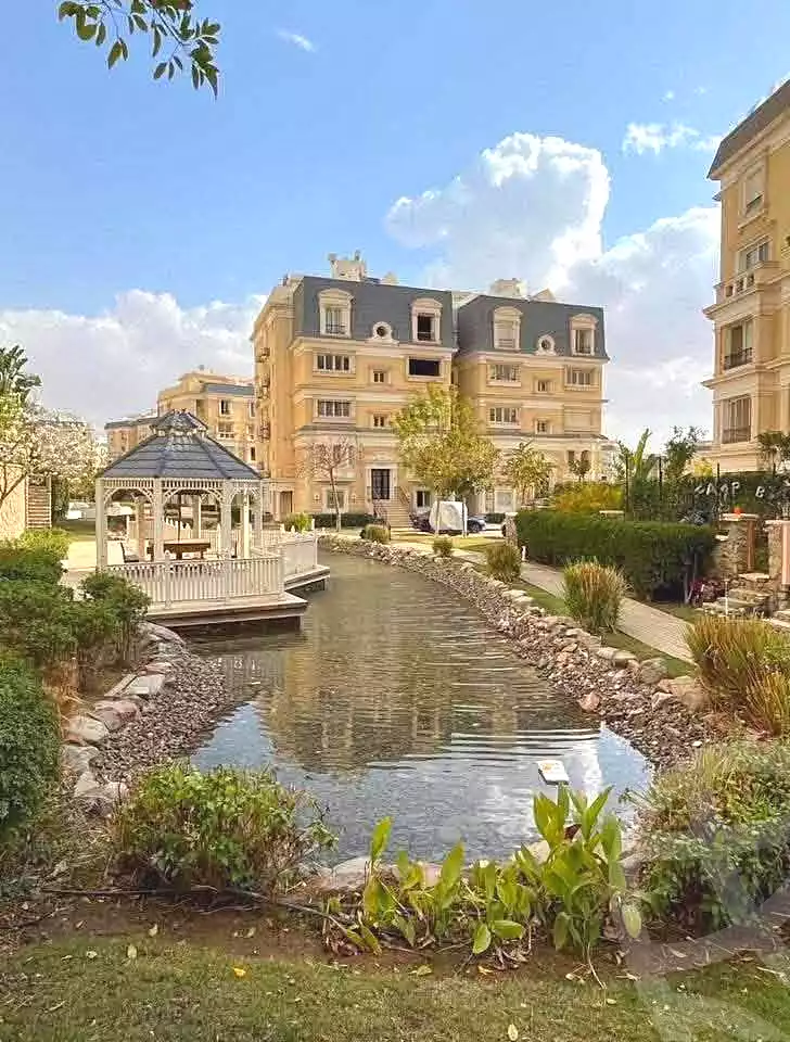 https://aqarmap.com.eg/en/listing/7205197-for-sale-cairo-new-cairo-compounds-mountain-view1-1-compound