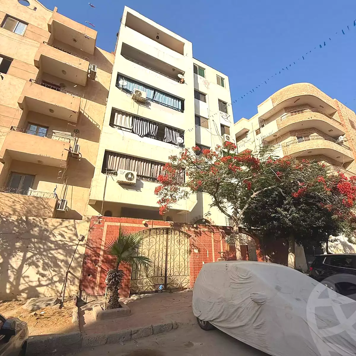 https://aqarmap.com.eg/ar/listing/7205318-for-sale-cairo-6th-of-october-mntq-fr-y-b-6-ktwbr