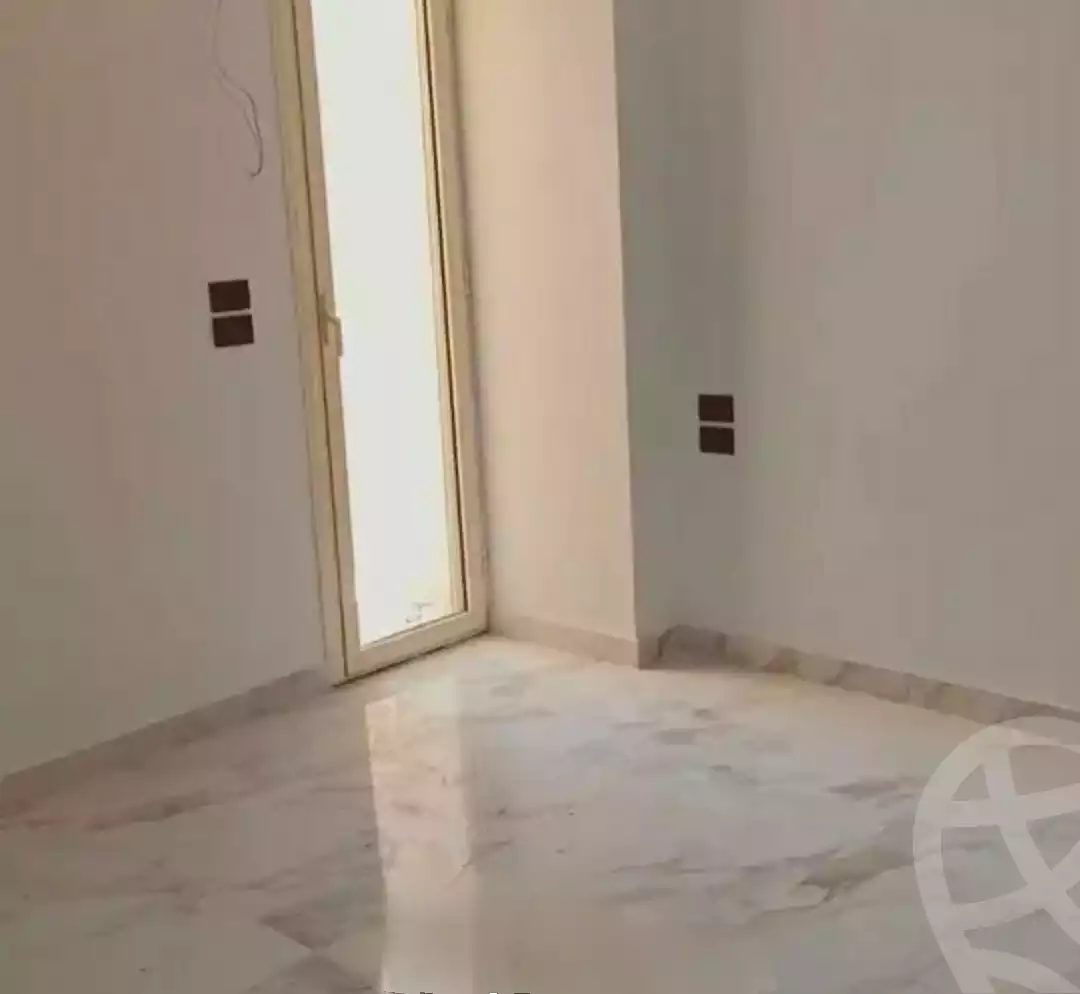 https://aqarmap.com.eg/ar/listing/7205300-for-rent-alexandria-moharram-bey