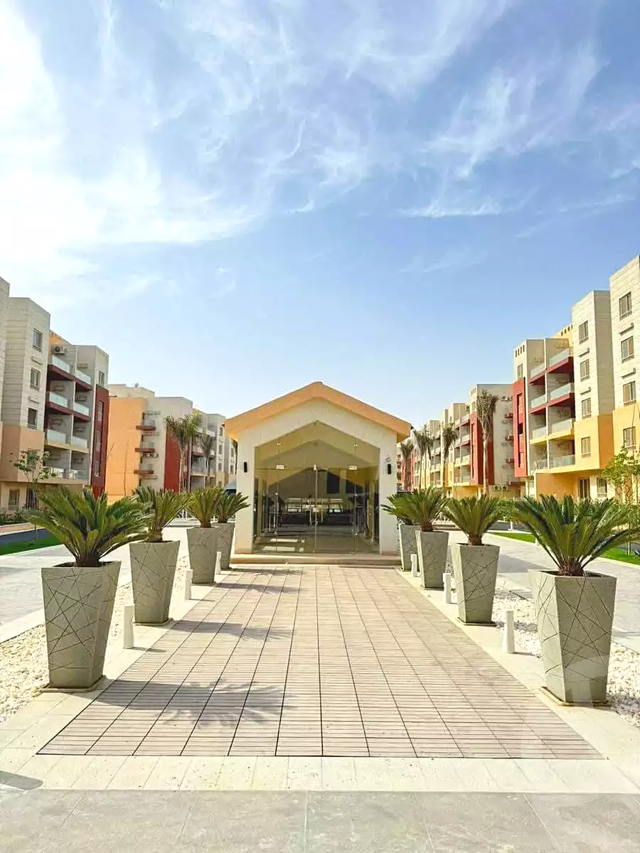 https://aqarmap.com.eg/en/listing/7205601-for-sale-cairo-new-cairo-compounds-brwmynd-ryzydns-wdy-djl-llttwyr
