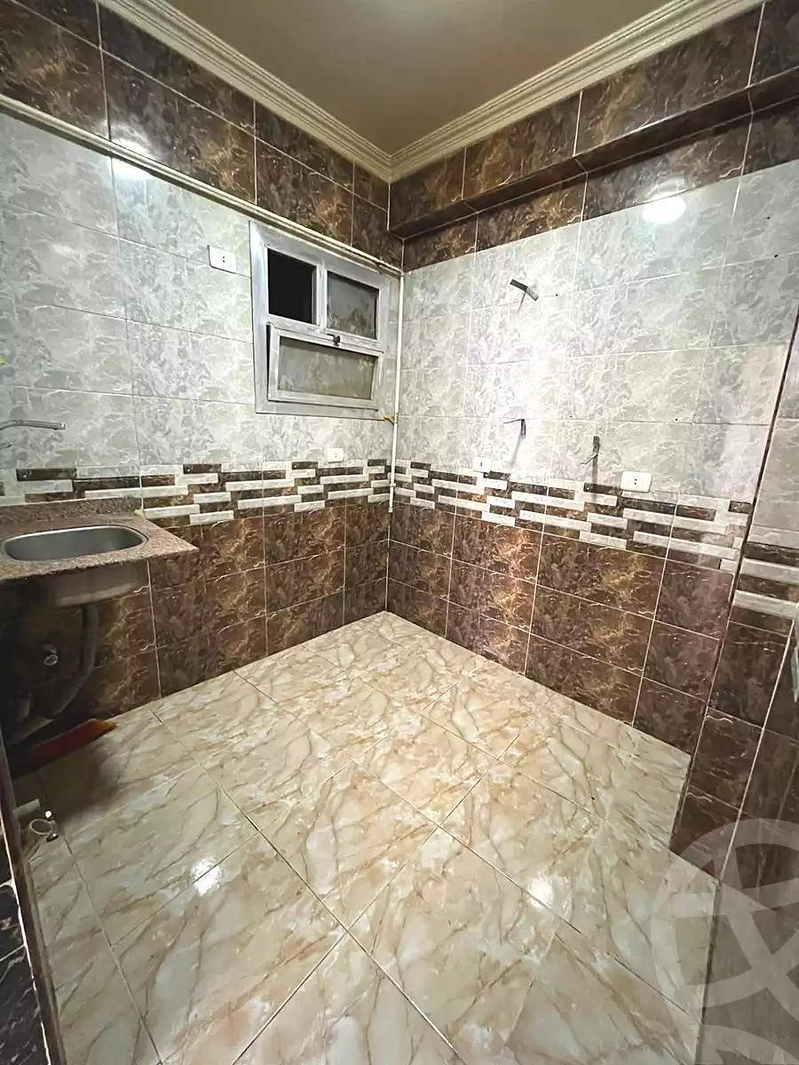 https://aqarmap.com.eg/ar/listing/7205829-for-sale-cairo-helwan-hadayek-helwan-el-khashab-canal