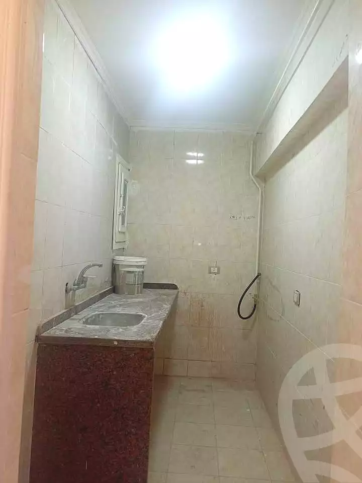 https://aqarmap.com.eg/ar/listing/7205963-for-sale-alexandria-al-agamy-el-hanouvel