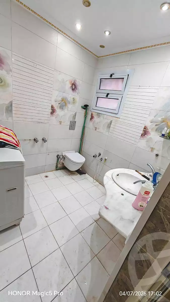 https://aqarmap.com.eg/ar/listing/7205974-for-sale-cairo-helwan-helwan-el-sharkeya-mostafa-safwat-st