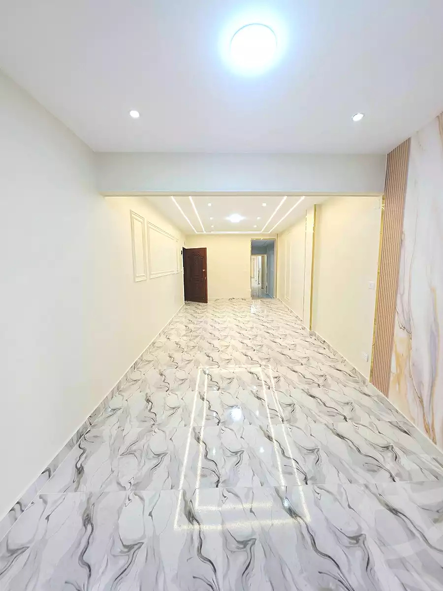 https://aqarmap.com.eg/ar/listing/7205975-for-sale-alexandria-sydy-bshr-sydy-bshr-bhry-shr-mhmd-njyb