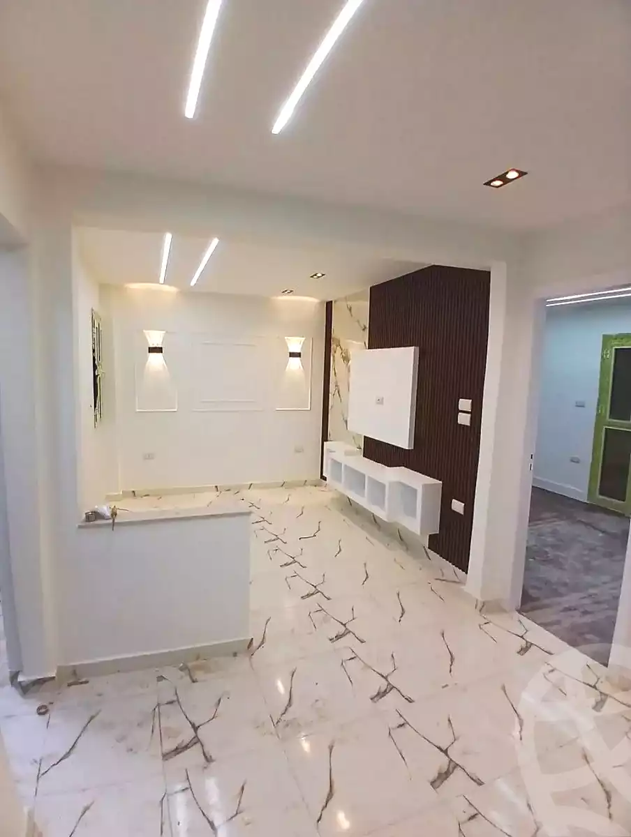 https://aqarmap.com.eg/ar/listing/7206115-for-sale-alexandria-sydy-bshr-sydy-bshr-bhry-gamal-abd-el-nasir-st