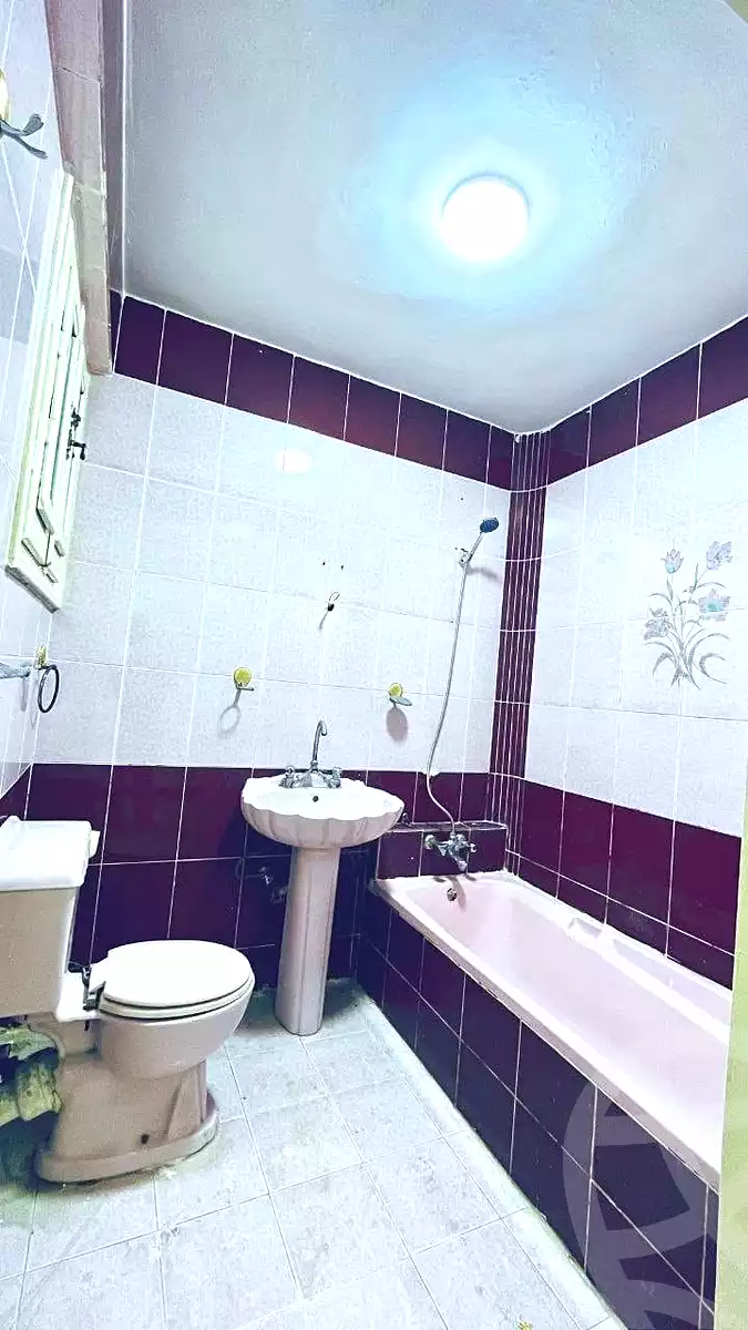 https://aqarmap.com.eg/en/listing/7206120-for-sale-alexandria-al-agamy-lbytsh-saad-zaghloul-st