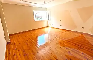 https://aqarmap.com.eg/ar/listing/7206399-for-sale-alexandria-lauran