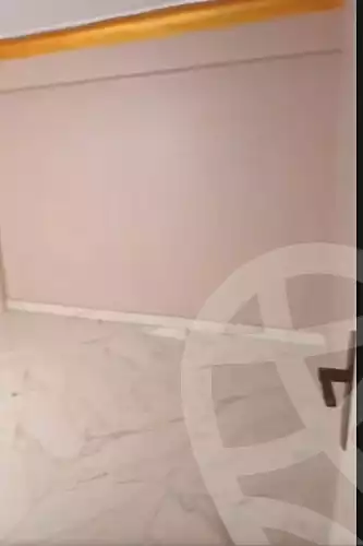 https://aqarmap.com.eg/ar/listing/7206430-for-rent-alexandria-alexandria-marsa-matrouh-rd
