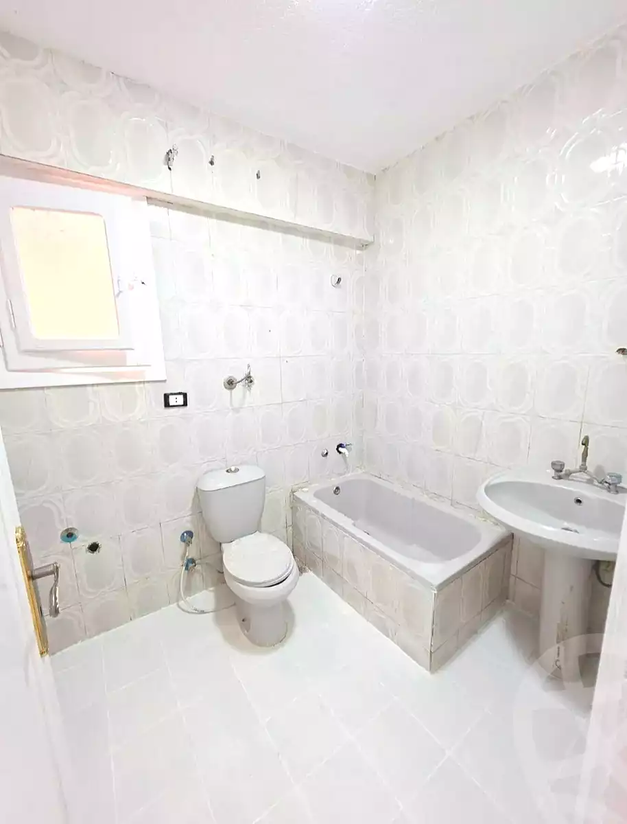 https://aqarmap.com.eg/ar/listing/7206575-for-sale-alexandria-al-agamy