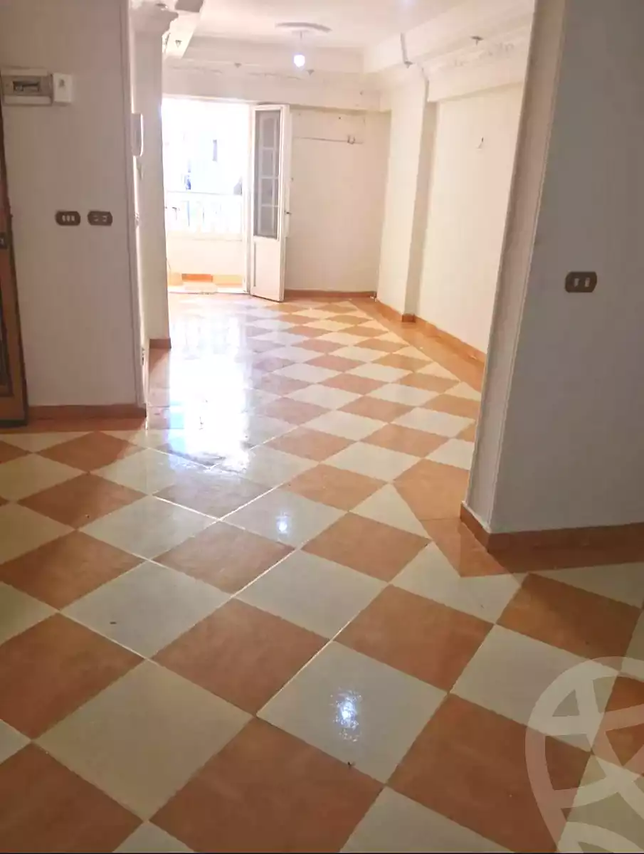 https://aqarmap.com.eg/ar/listing/7206608-for-sale-alexandria-sydy-bshr-sydy-bshr-bhry-ali-hipa-st