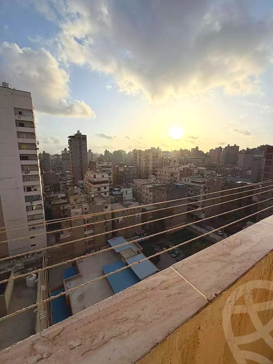https://aqarmap.com.eg/ar/listing/7206615-for-sale-alexandria-lsywf-el-falki