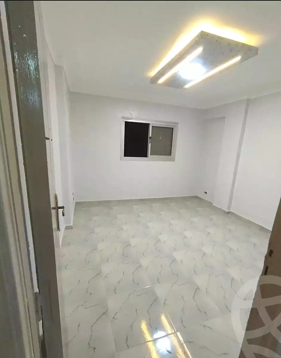 https://aqarmap.com.eg/ar/listing/7206618-for-sale-alexandria-lsywf-el-falki