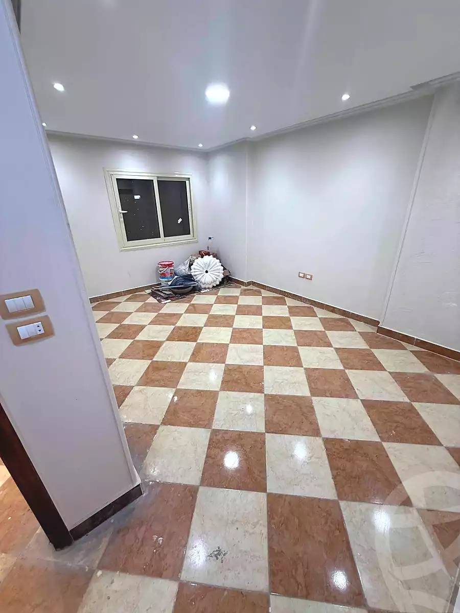 https://aqarmap.com.eg/ar/listing/7206653-for-sale-cairo-helwan-helwan-el-sharkeya-latif-basha-st