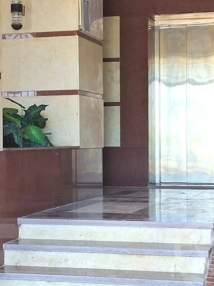 https://aqarmap.com.eg/ar/listing/7206716-for-sale-alexandria-el-montazah-el-malek-st