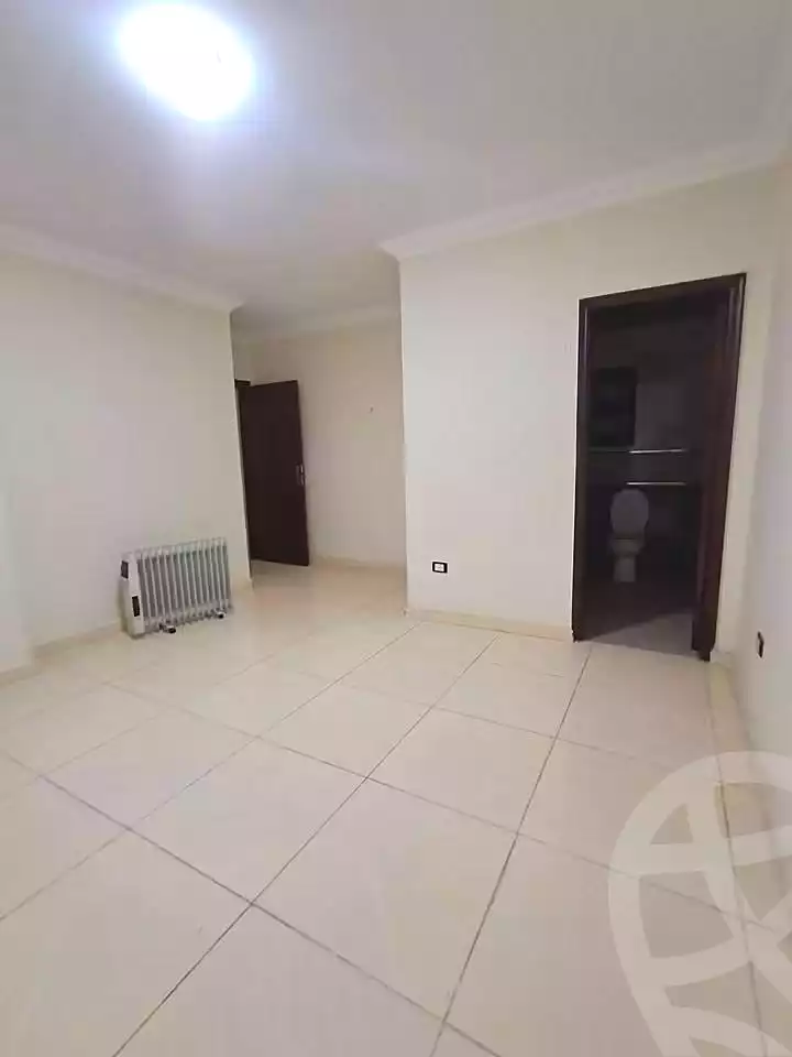 https://aqarmap.com.eg/ar/listing/7206850-for-sale-cairo-hadayek-el-ahram-mntq