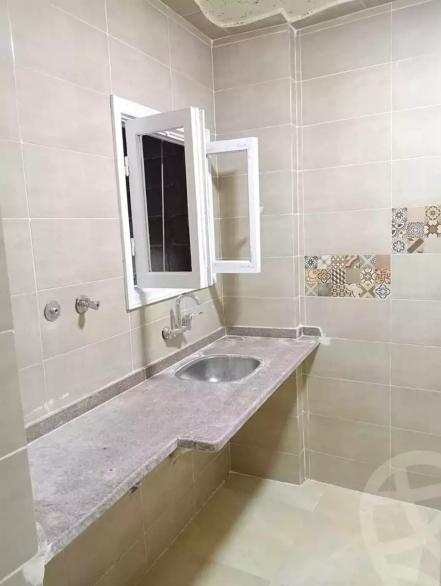 https://aqarmap.com.eg/ar/listing/7206986-for-rent-alexandria-al-agamy-lbytsh