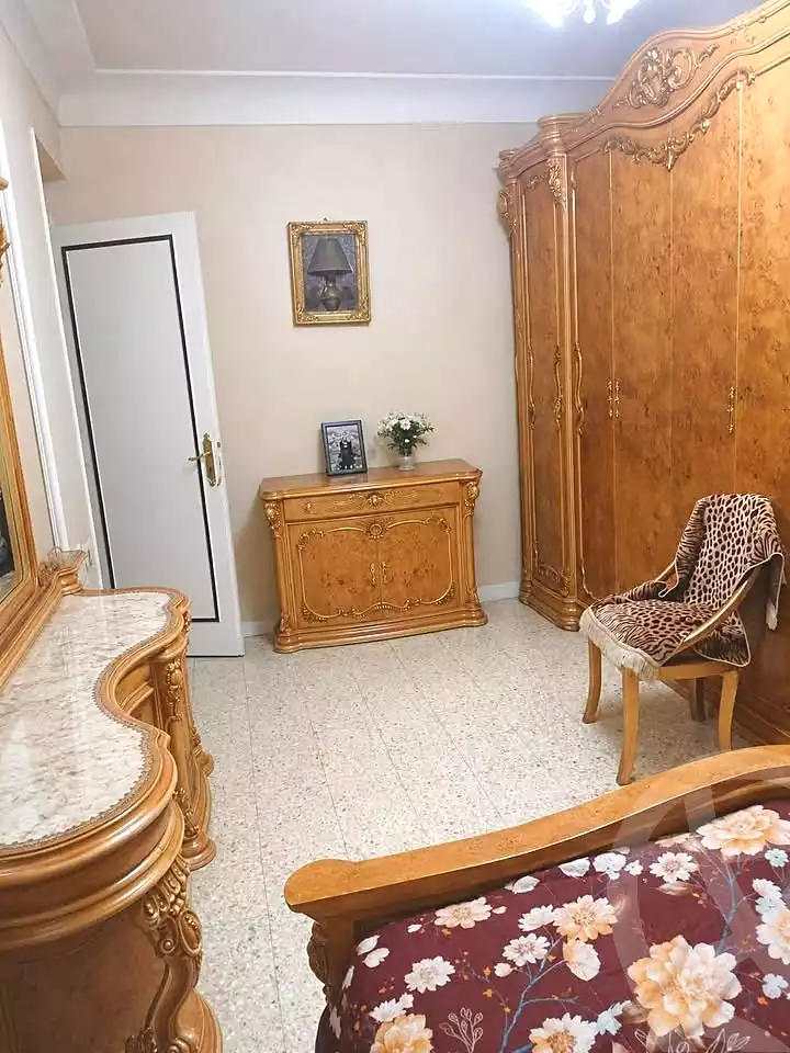 https://aqarmap.com.eg/en/listing/7207005-for-sale-alexandria-lsywf-shamaa