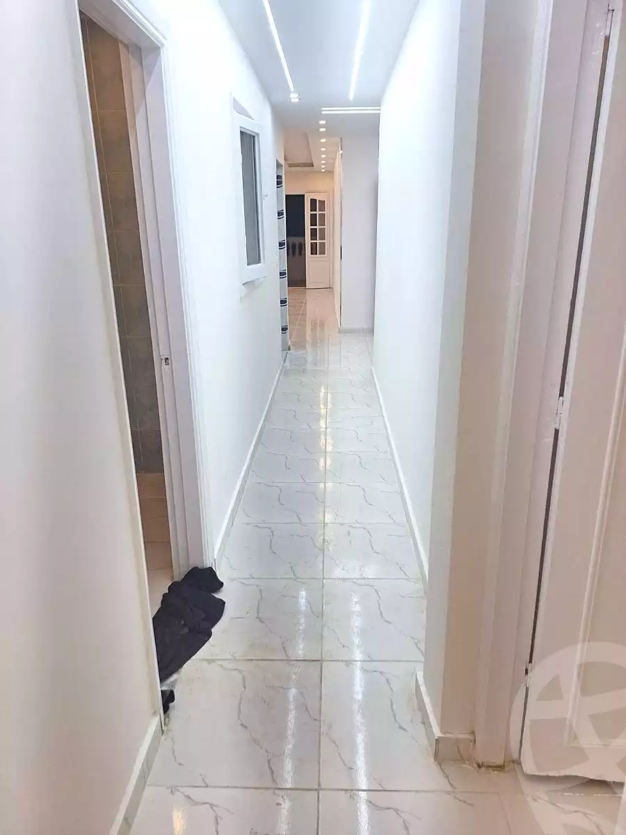 https://aqarmap.com.eg/en/listing/7207014-for-sale-alexandria-el-mandara-alex-el-mandara-bahri