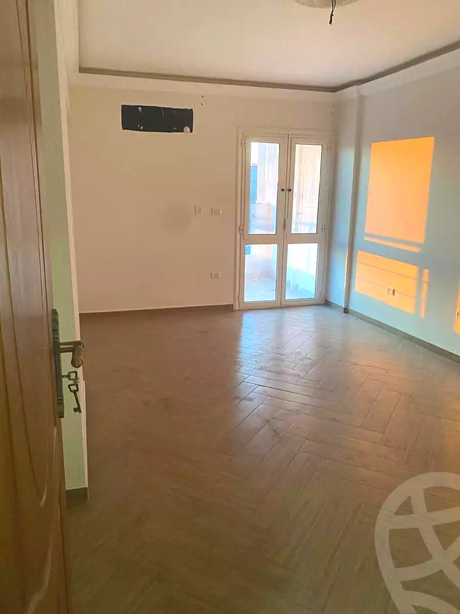https://aqarmap.com.eg/en/listing/7207113-for-rent-alexandria-lsywf-mostafa-kamel-st
