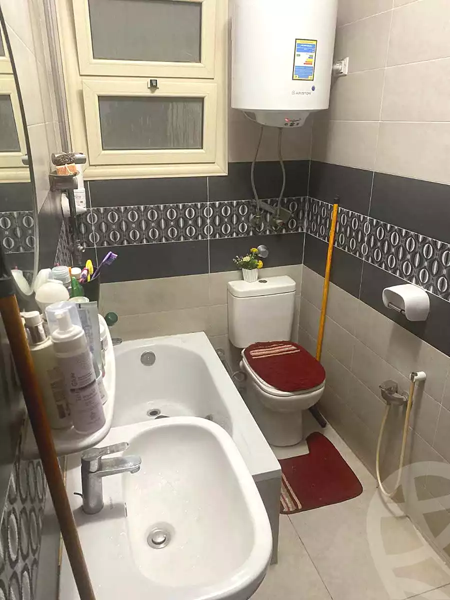 https://aqarmap.com.eg/ar/listing/7207128-for-sale-cairo-ain-shams-ain-shams-el-sharkia-el-zahraa-st